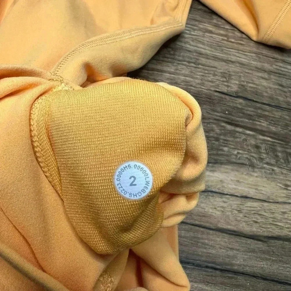 Lululemon Align High-Rise Crop 21"
Mango Dream size 2 - Picture 6 of 6